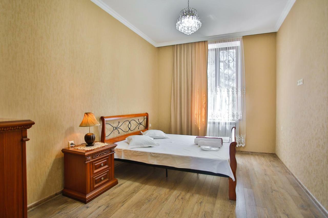 Apartment Anano Kutaisi Exterior foto
